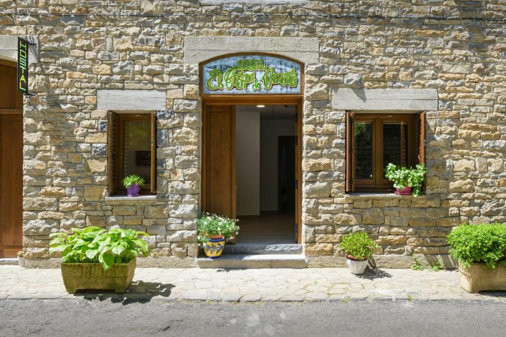 Exteriér nebo vchod ubytování Hostal Bosque de Gamueta