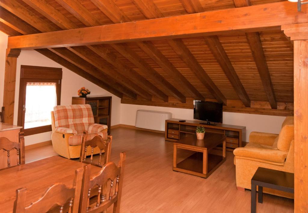 Hotel Santo Domingo de Silos - Apartamento De Dos Dormitorios