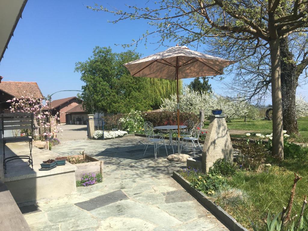 Aed väljaspool majutusasutust B&B Domaine En Trembley