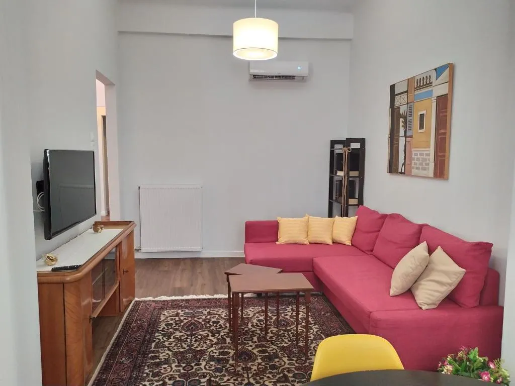 Aphrodite Neoclassical 97 m² Apt in Victoria, Athens, Greece