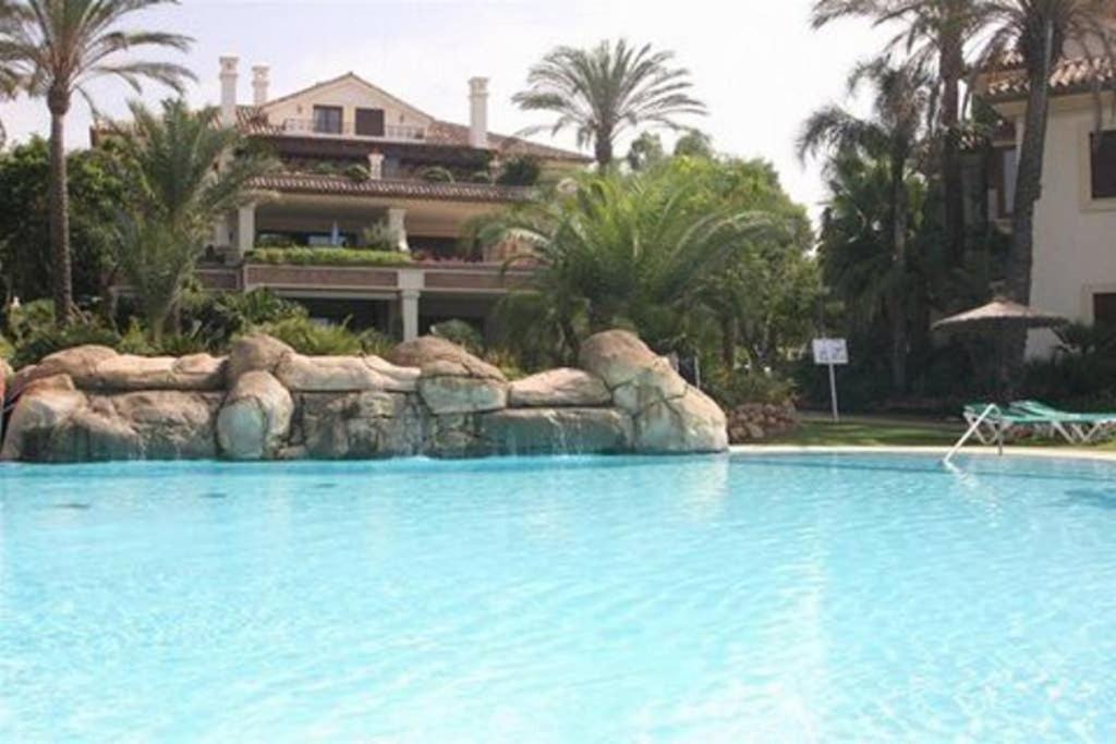 Apartment MONTEROS PLAYA MARBELLA, Marbella, Spain - Booking.com