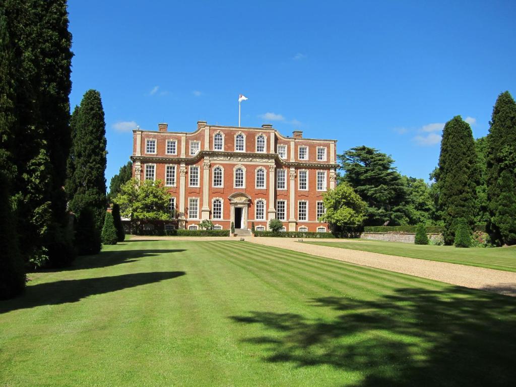 Gallery image of Chicheley Hall in Milton Keynes