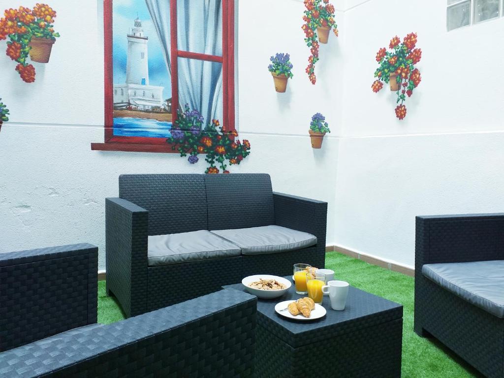 Apartment DL Patio Málaga, Spain - Booking.com