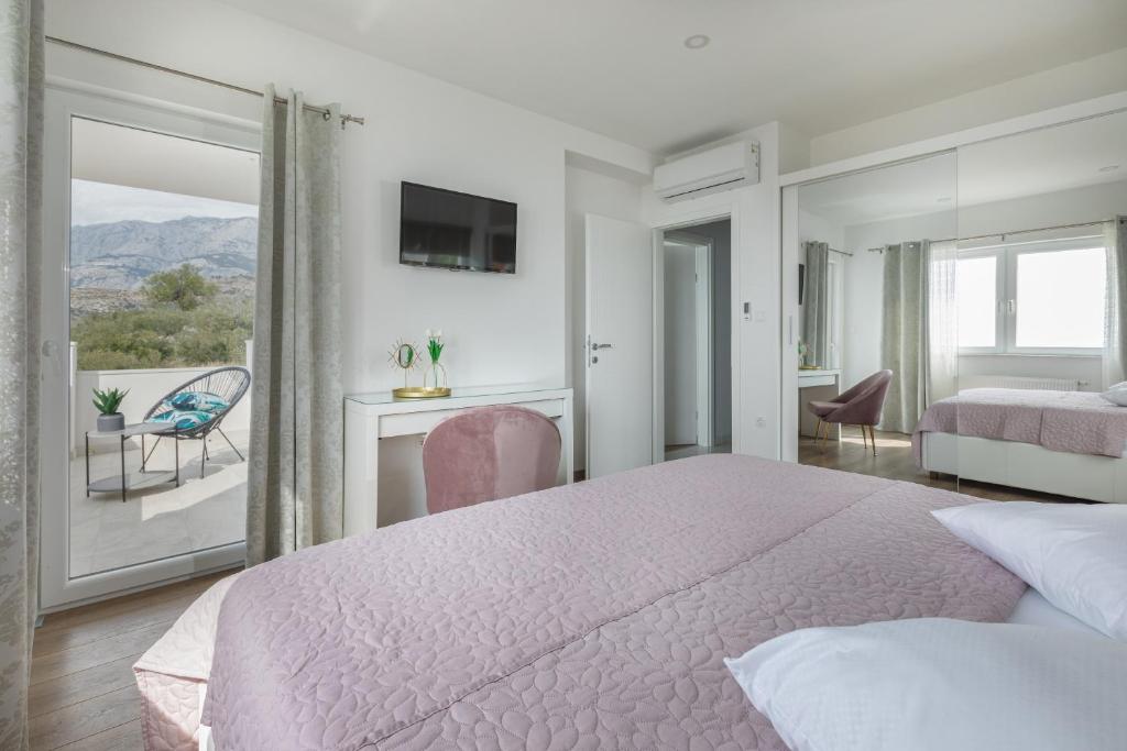 Posteľ alebo postele v izbe v ubytovaní Luxury Holiday Home Dioniz