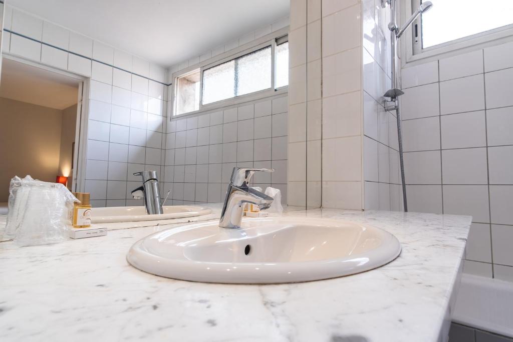 Hotel Ours Blanc - Victor Hugo - Resim 31