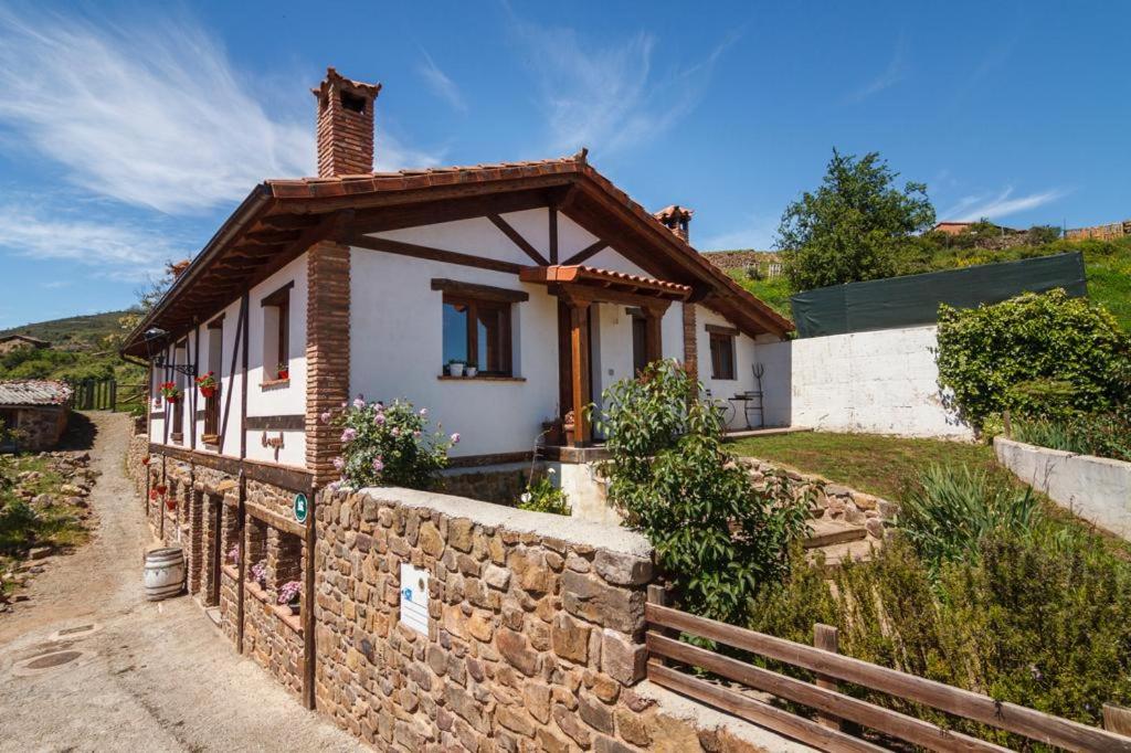 The building in which the holiday home is located