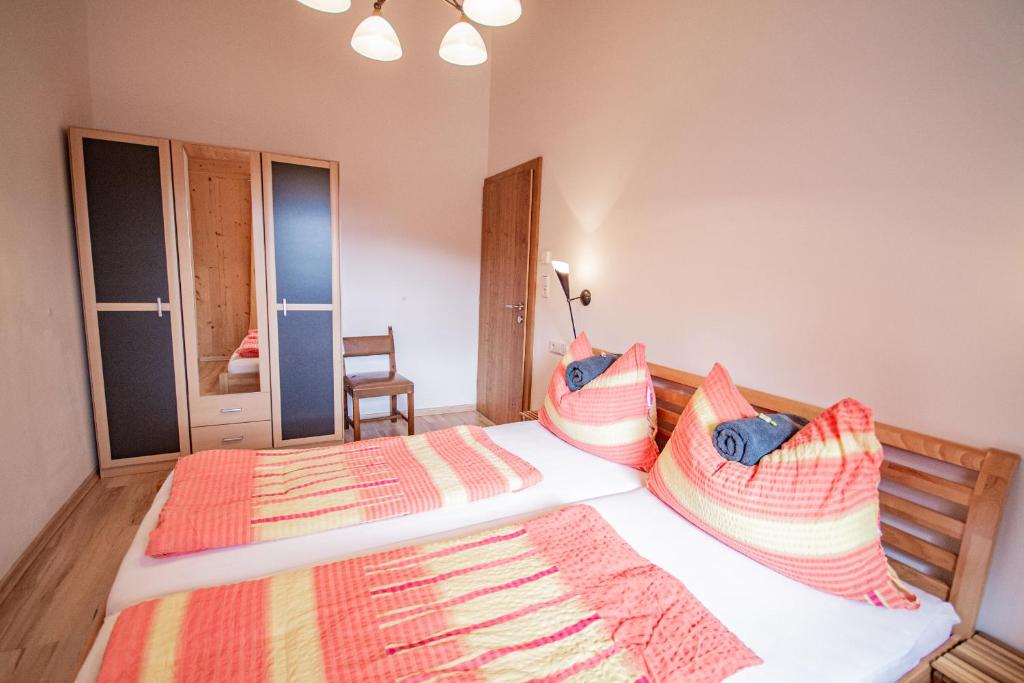 Postel nebo postele na pokoji v ubytování Gschnitzerhof