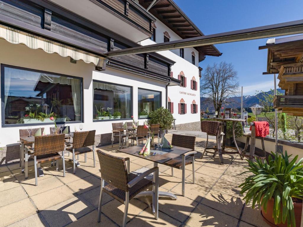 Balkón nebo terasa v ubytování Hotel Baumgarten & Chalet Baumgarten