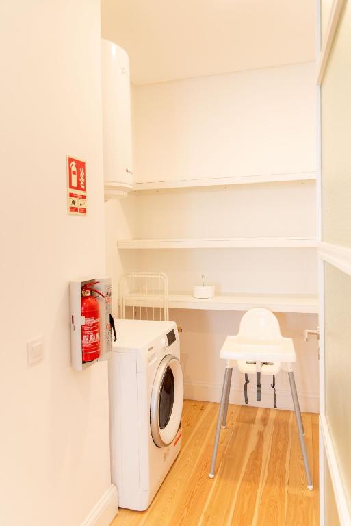 Apartamentos Ferreiros by Heart of Funchal - 10