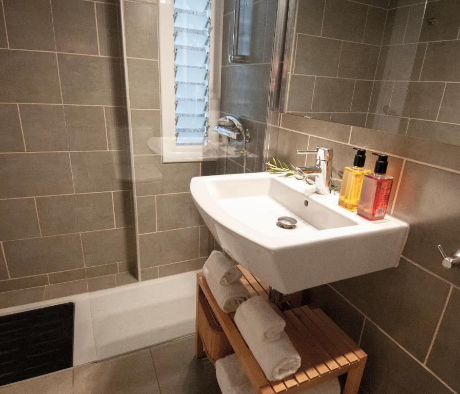 Koupelna v ubytování Casa Blanca Beach Apartment