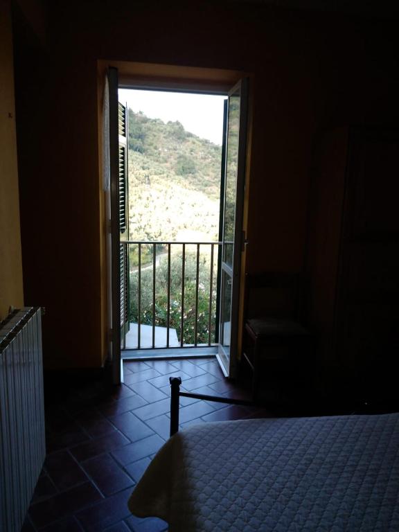 A bed or beds in a room at Appartamento il Giglio