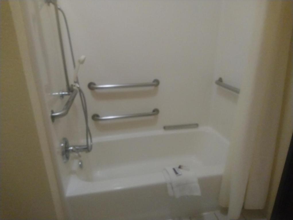 Geneva Motel Inn - 