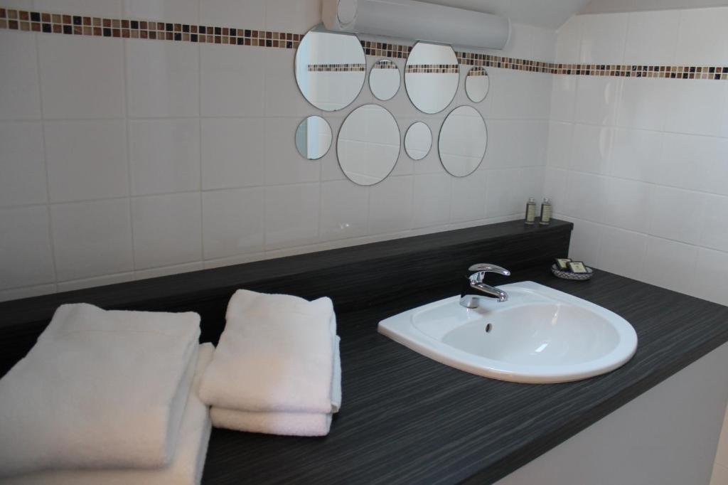 L'Hostellerie d'Acquigny - Small Double Room