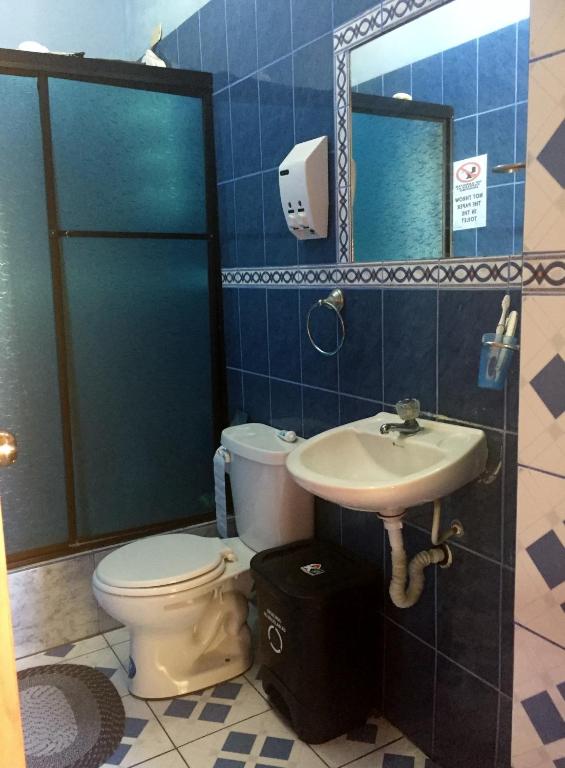 Koupelna v ubytování Hostal Dorys Mar