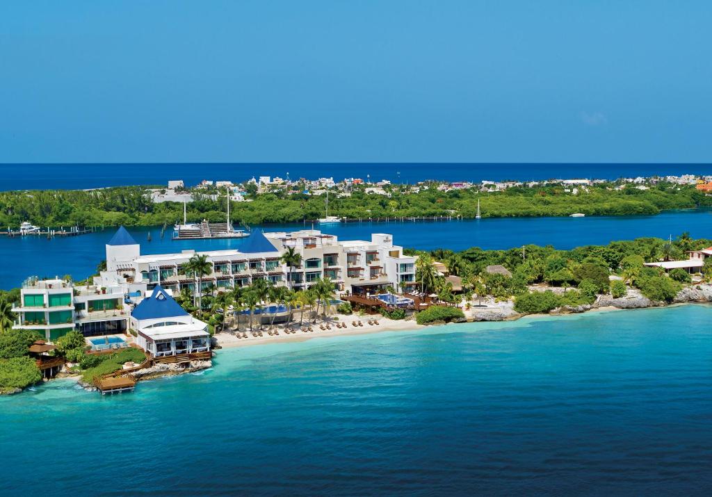Foto da galeria de Zoetry Villa Rolandi Isla Mujeres Cancun - All Inclusive em Isla Mujeres