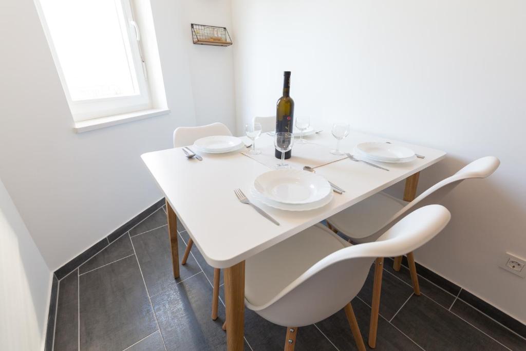 Apartments Luka - 11