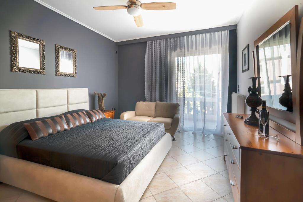 Apartment NK GLYFADA, Athens, Greece