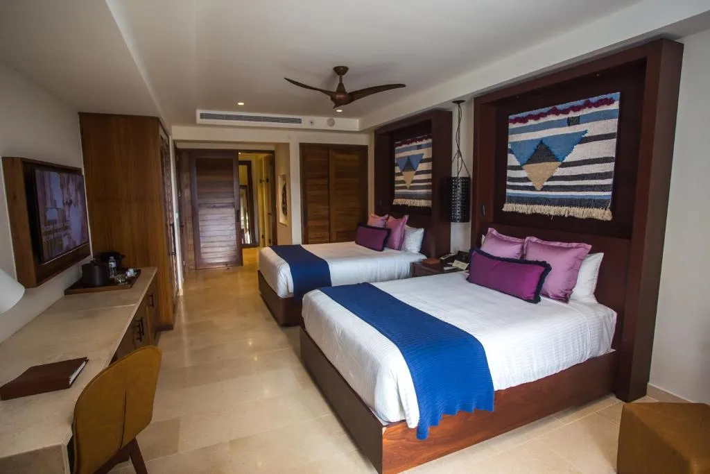 Preferred Club Jr. Suite Swim Out Pool View with double beds (2 Adults)