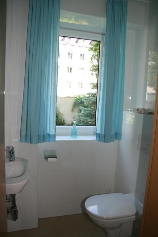 Kúpeľňa v ubytovaní Apartments Wirrer