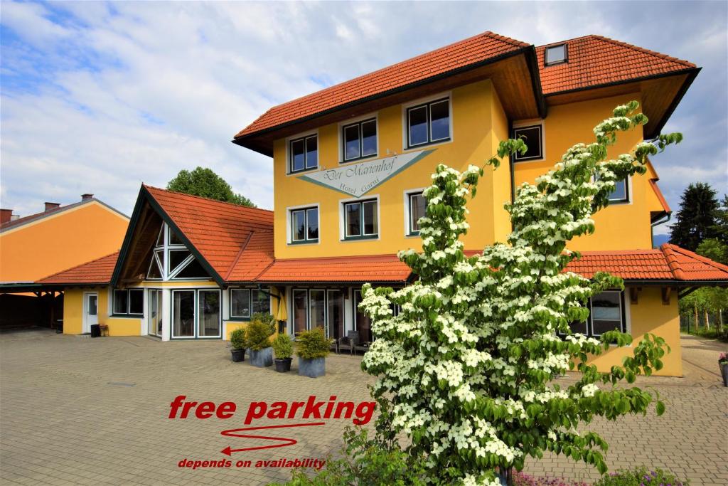 Der Marienhof Hotel Garni - Resim 37