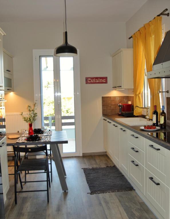 Kuchyň nebo kuchyňský kout v ubytování Lucas home