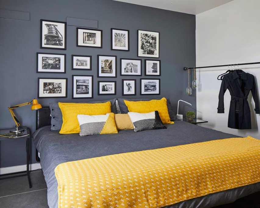 Krevet ili kreveti u jedinici u okviru objekta Apt1@EdenBrae - Serene, Walkable, Modern Retreat, Named Best in Bham