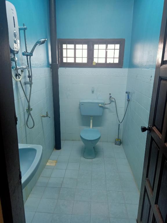 Koupelna v ubytování Homestay Roomstay Muar Srizahrani