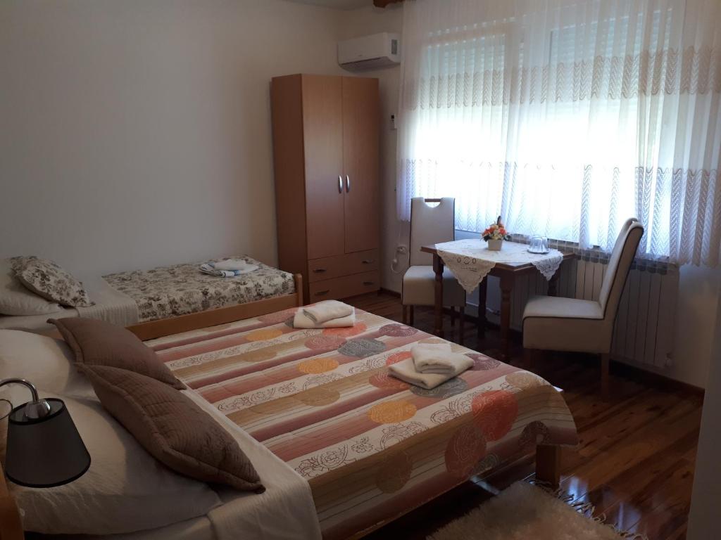 Guest House Family Varda Plitvice Lakes - 12