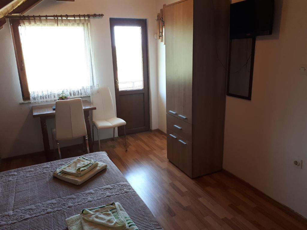 Guest House Family Varda Plitvice Lakes - 17