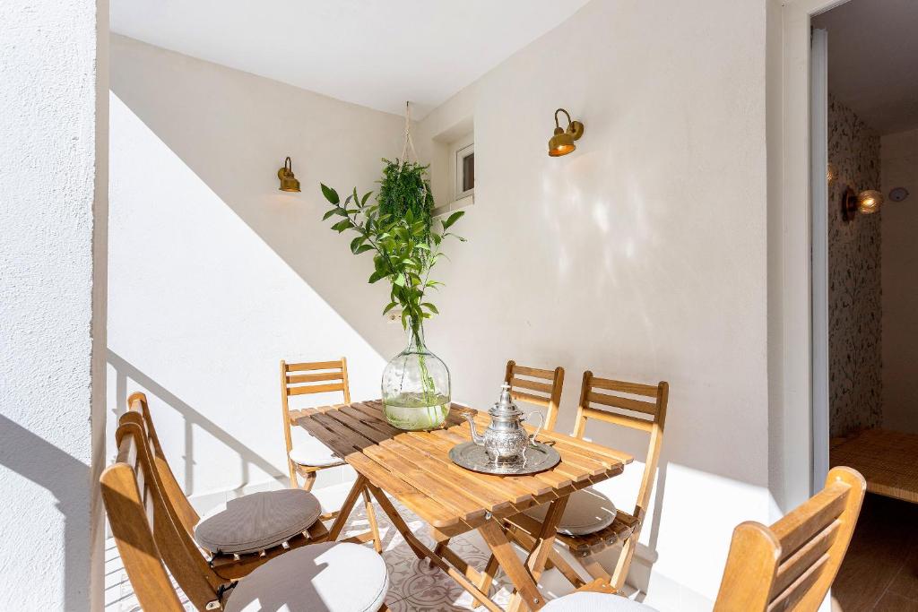 Posezení v ubytování Genteel Home Alhacaba