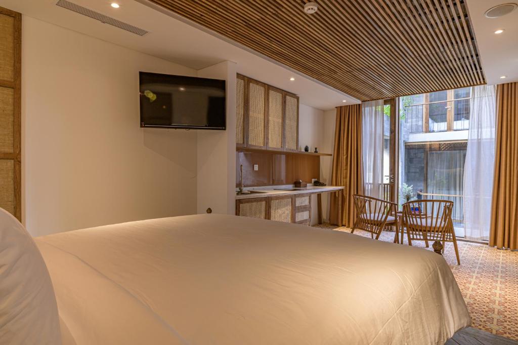 Suite Gia Đình