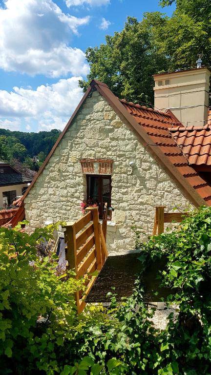 Budova, v ktorej sa apartmán nachádza