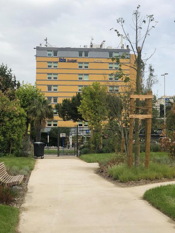 Hotel Ibis Budget Nice Palais Nikaia - Resim 35