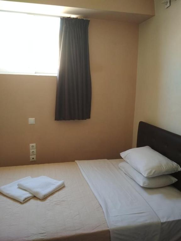 Pella Inn Hostel - Resim 18