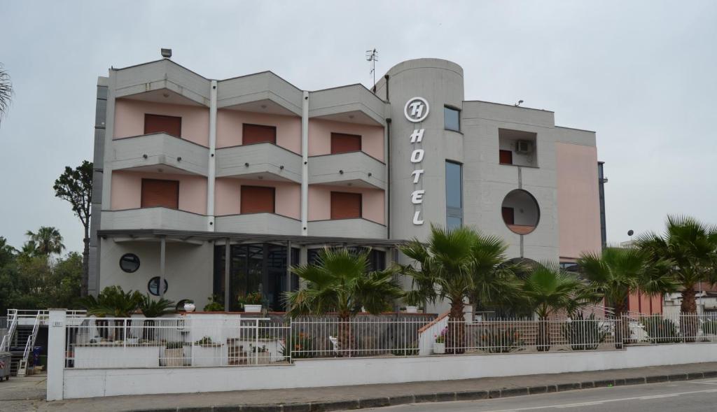 Hotel1