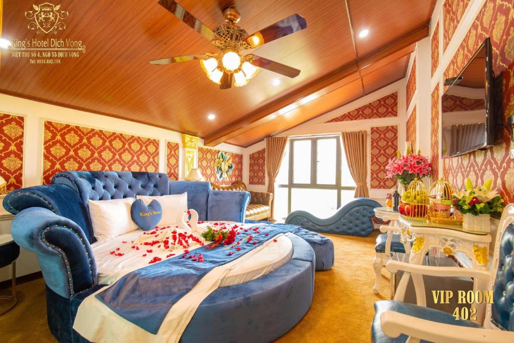 Posezení v ubytování King's Hotel Dịch Vọng