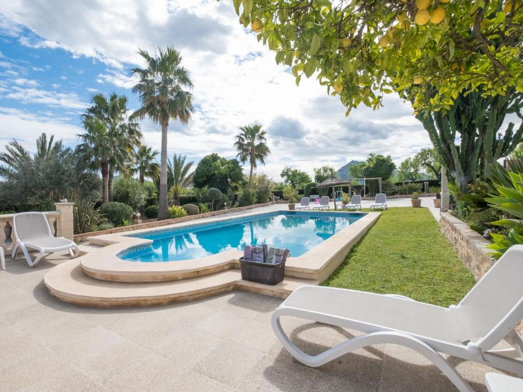 Bazén v ubytování Holiday Home Ca Na Guerrera by Interhome nebo v jeho okolí