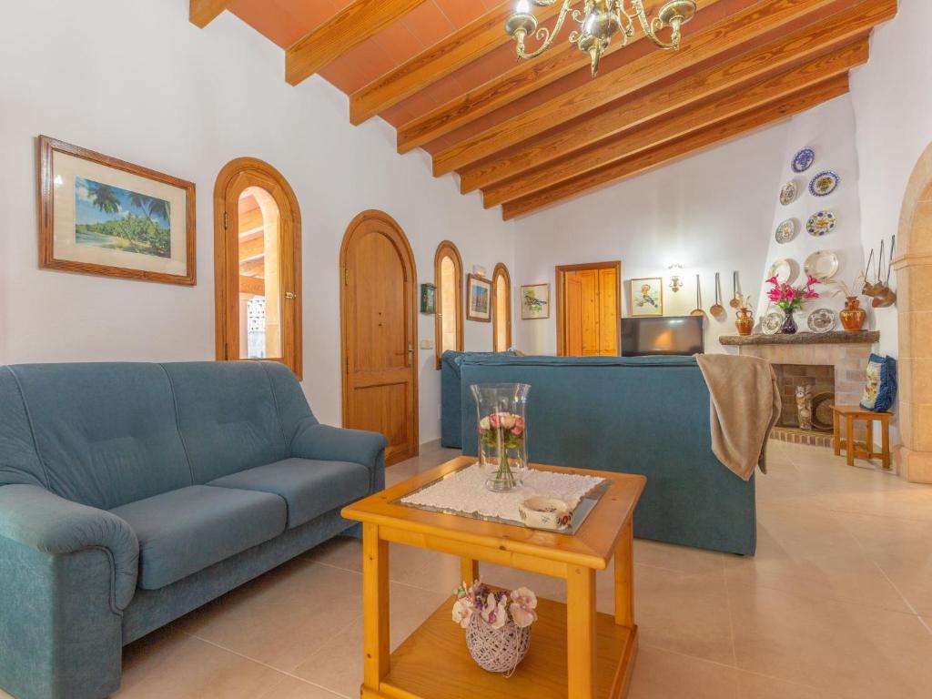 Posezení v ubytování Holiday Home Ca Na Guerrera by Interhome