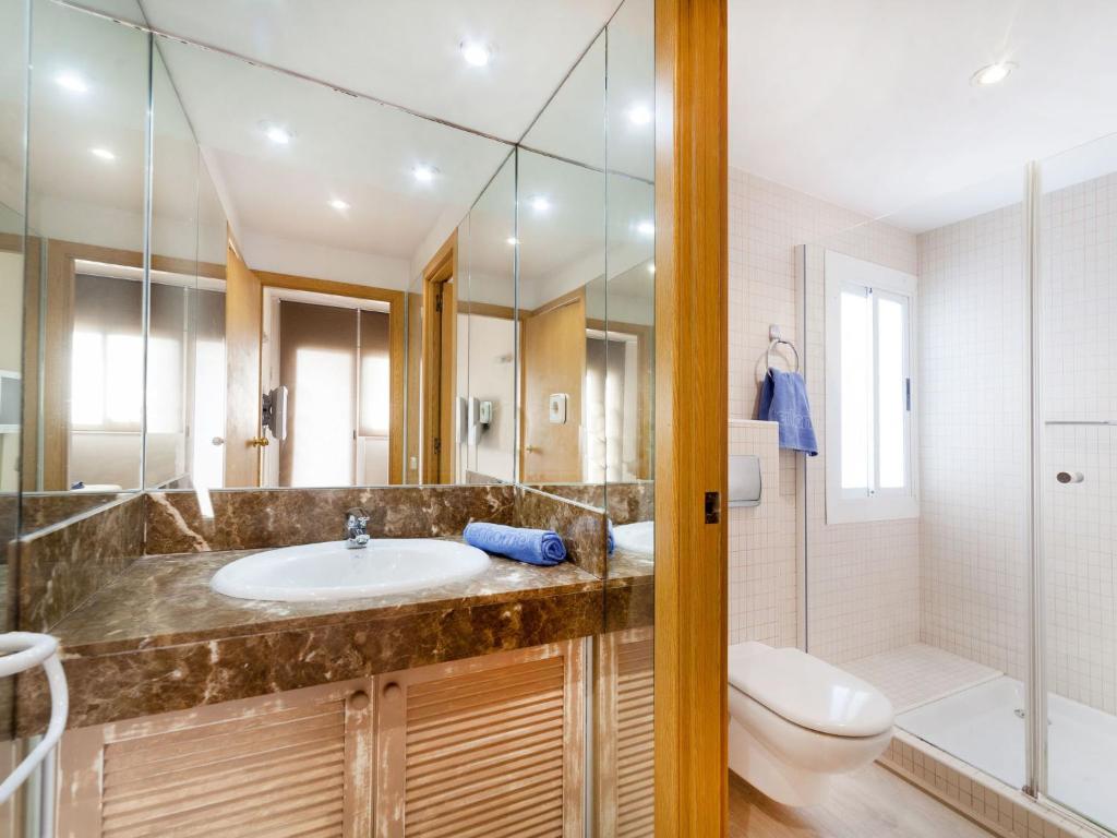 Fotografie z fotogalerie ubytování Apartment Fenals Beach by Interhome v destinaci Lloret de Mar
