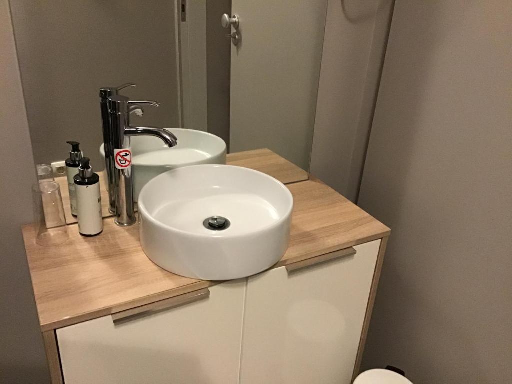 Fotografie z fotogalerie ubytování Studio Gardenroom Guesthouse De Steenberg met wellness & tuinzicht v destinaci Geel