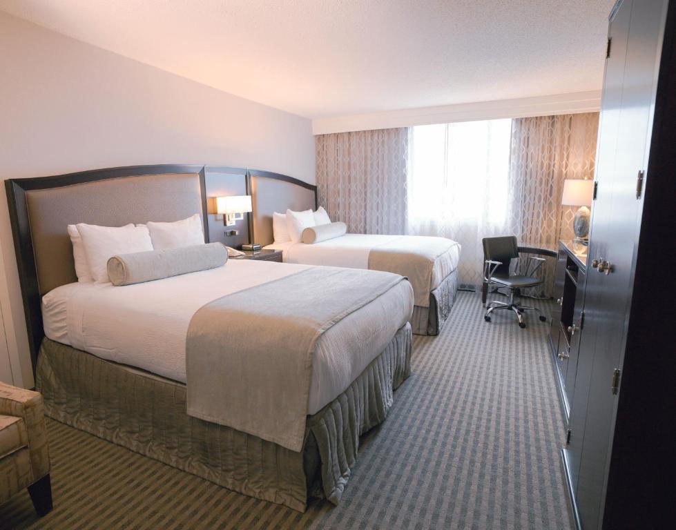 Crowne Plaza Seattle - Booking Deals + 2023 Promos