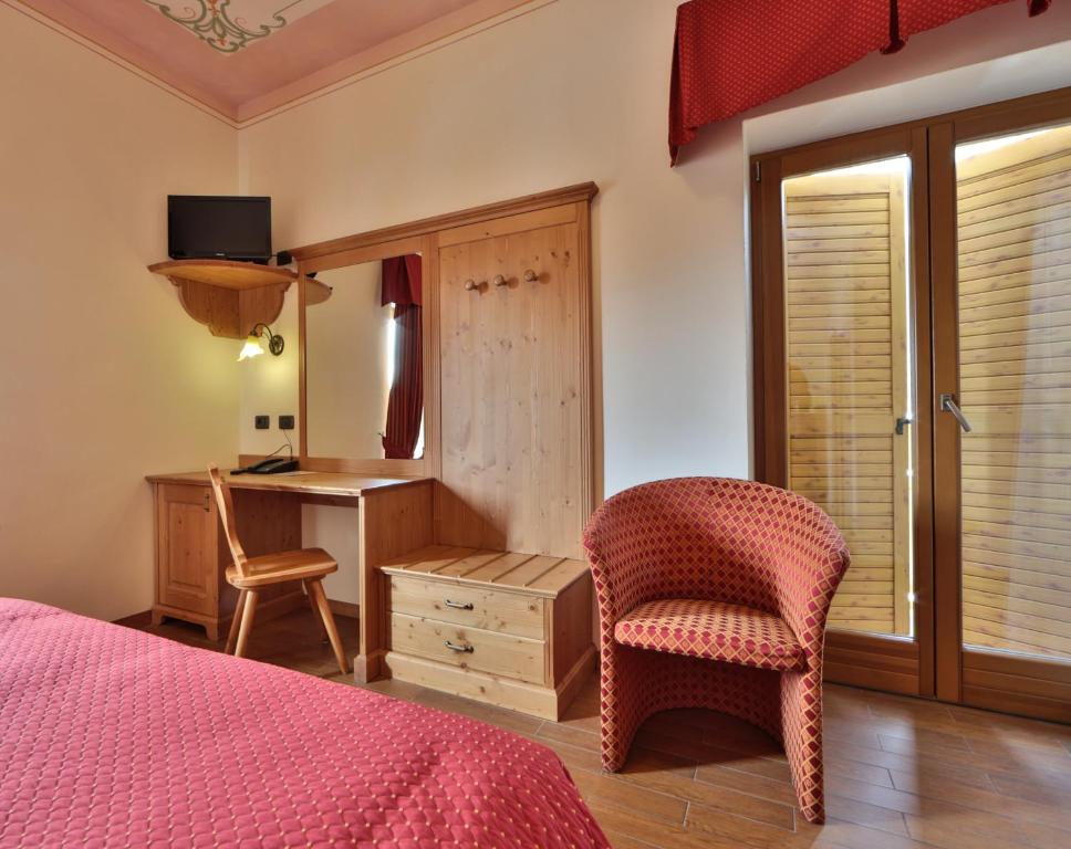 Telewizja i/lub zestaw kina domowego w obiekcie Hotel Fai