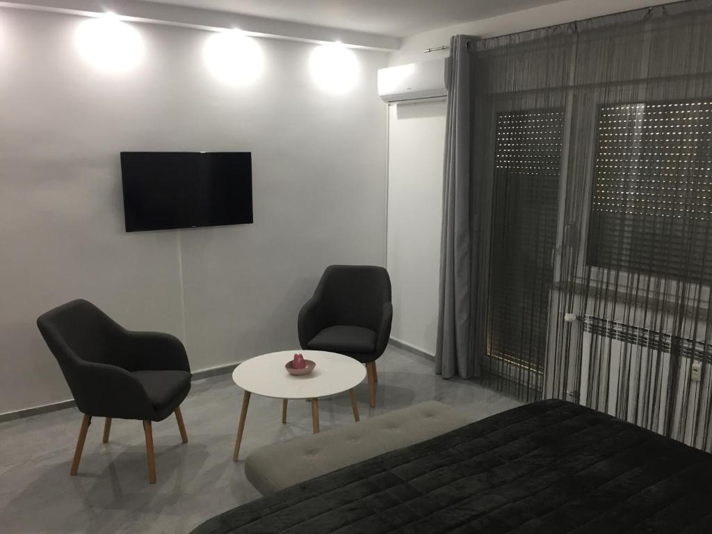Apartman SONAS 2 with free private parking - 17