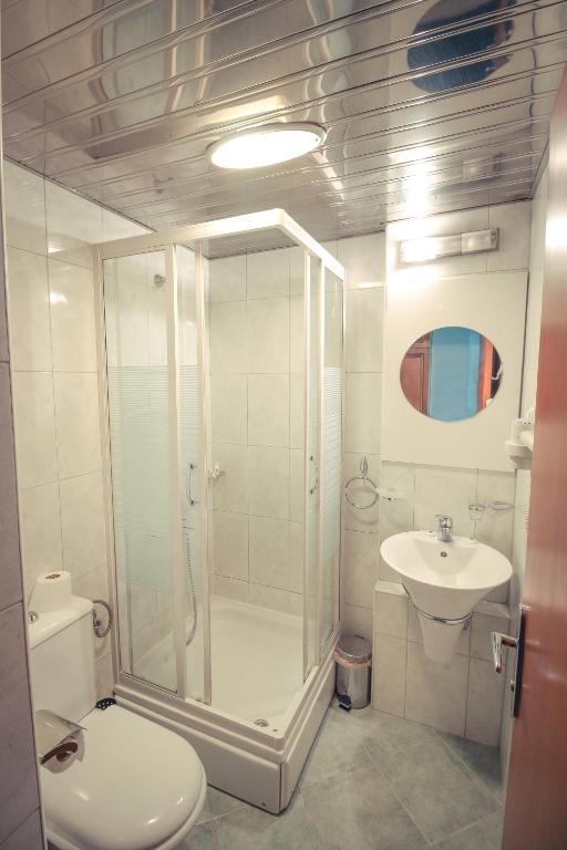Koupelna v ubytování Hotel Cingo
