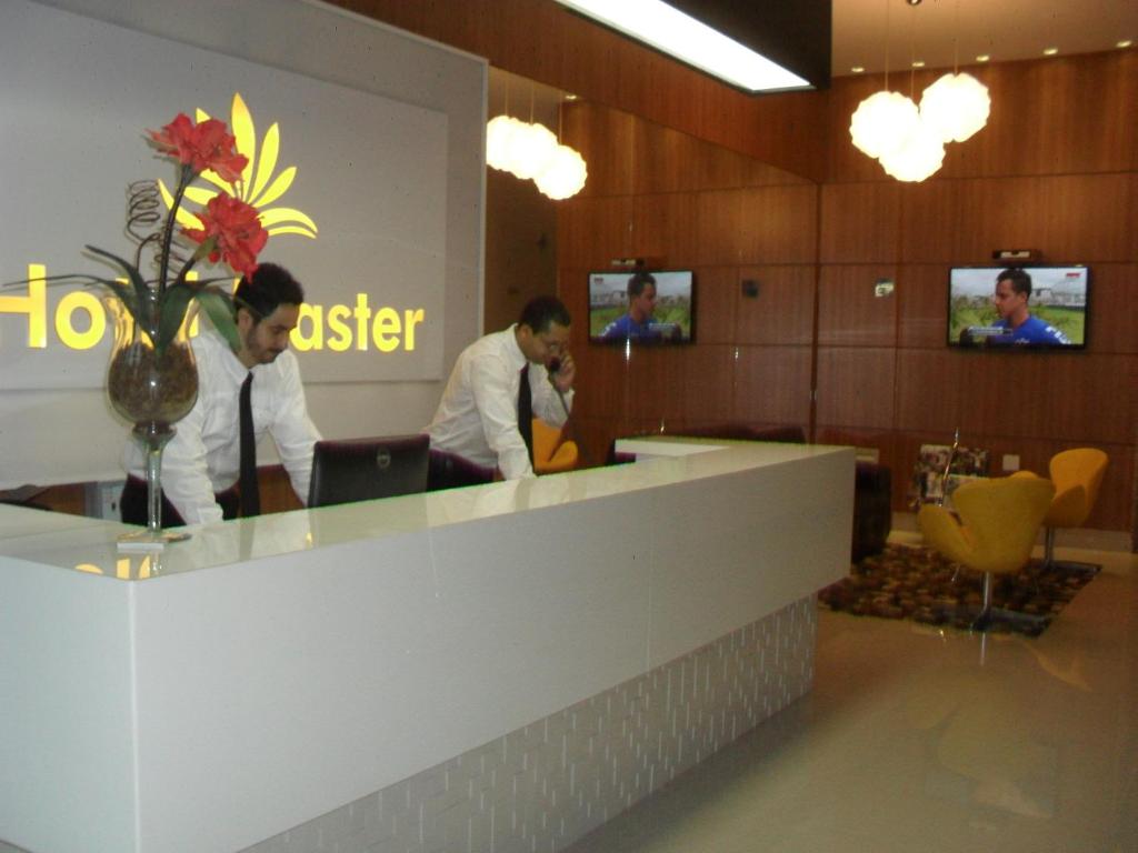  Hotel Master