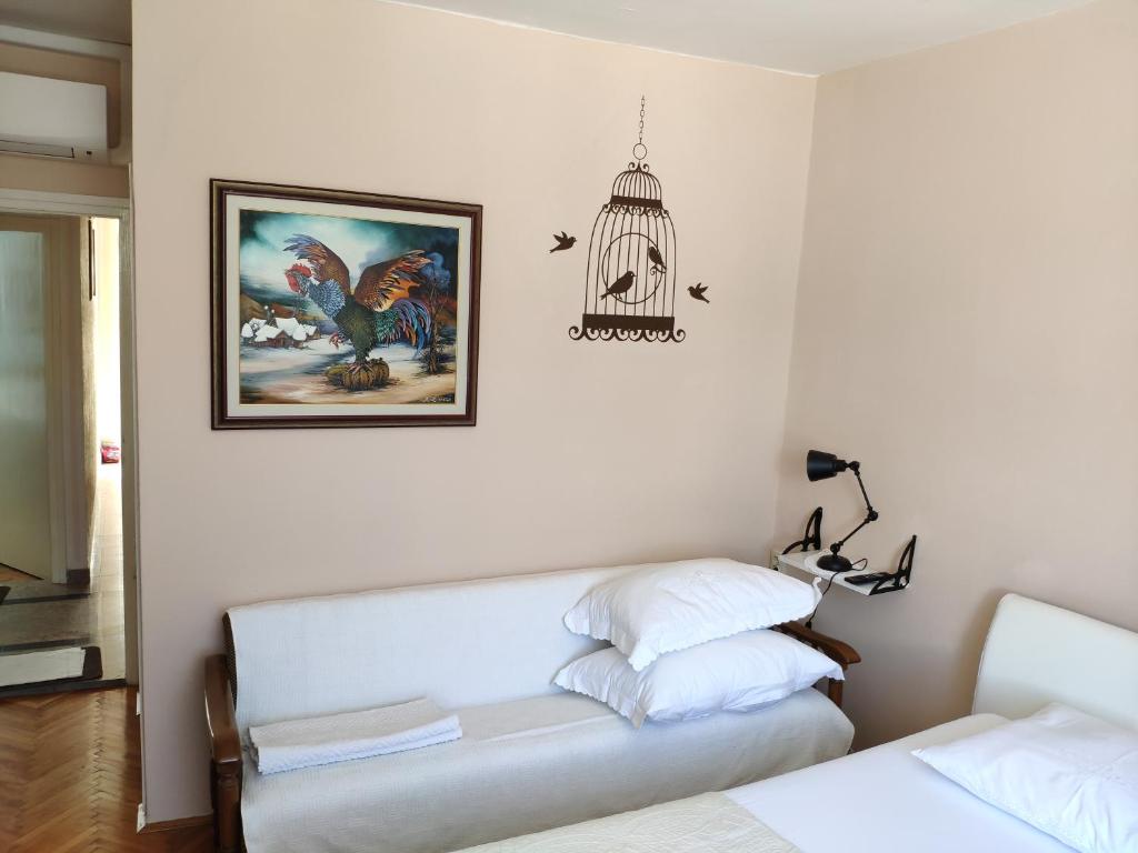 Letto o letti in una camera di Rab-centar