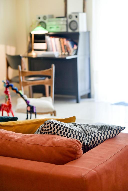 Posezení v ubytování Homie Apartment next to Acropolis