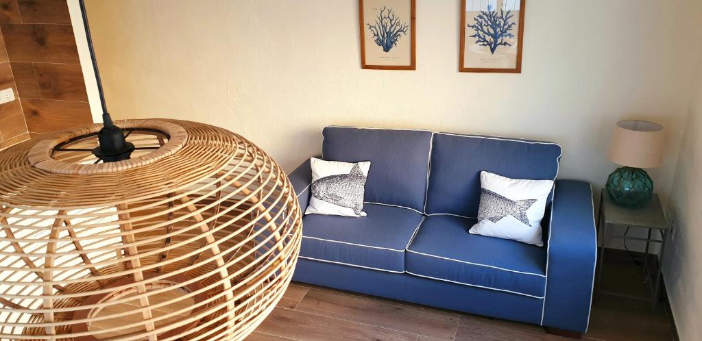 Posezení v ubytování Les Llambrich - Apartamentos turísticos