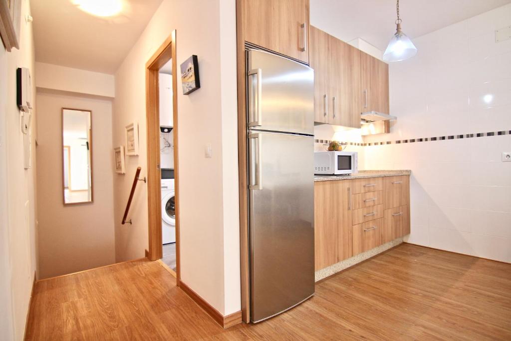 Kuchnia lub aneks kuchenny w obiekcie Apartamento CONFORTABLE junto al Mercado