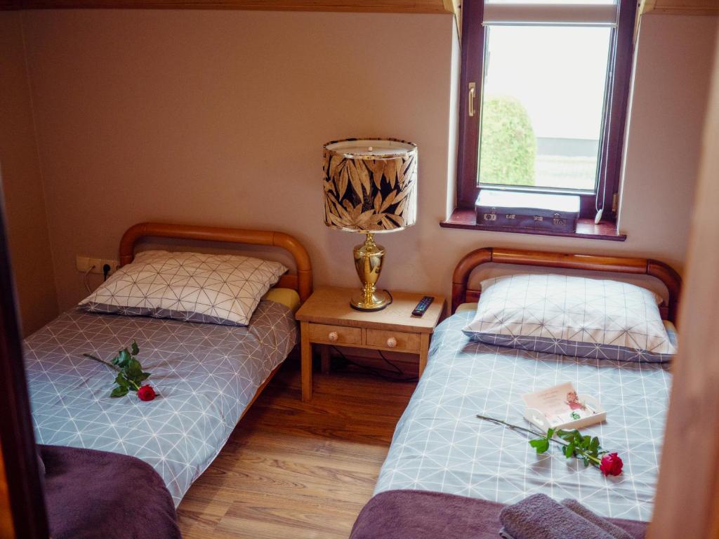 Różany Dworek - Chambre Double Avec Salle De Bains Privative